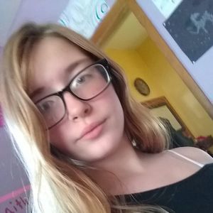 Meet your Posher, Hailey